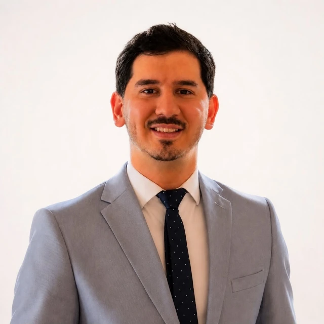 Dr. Luis Carlos Chávez Giménez